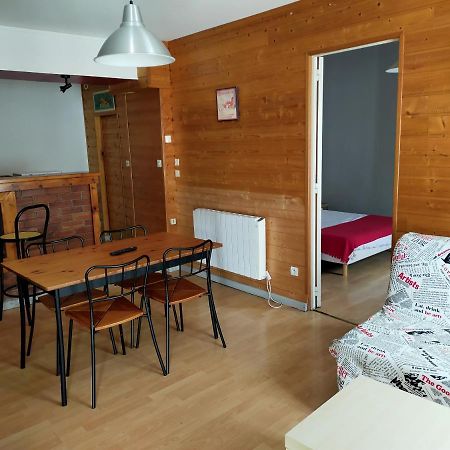 Agreable Appartement De 48 M² En Rdc La Bourboule ภายนอก รูปภาพ