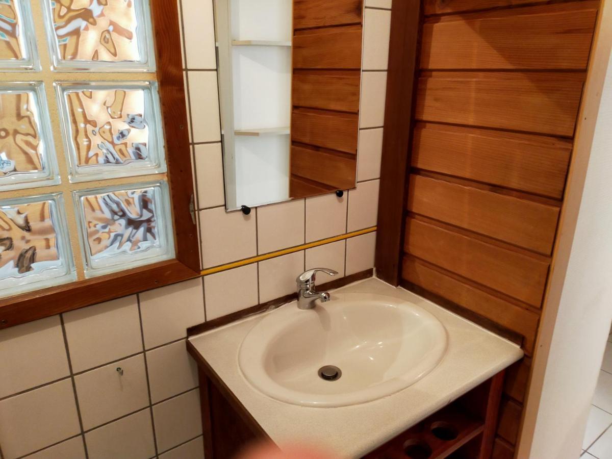 Agreable Appartement De 48 M² En Rdc La Bourboule ภายนอก รูปภาพ